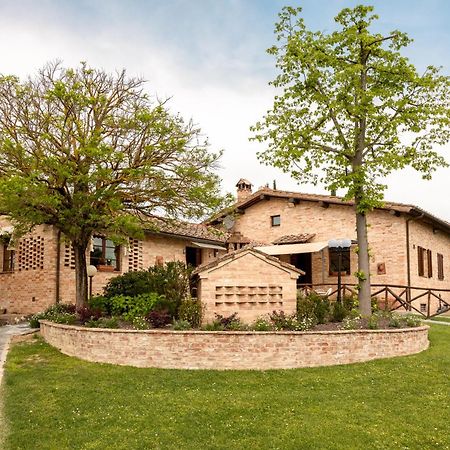 Asso Di Picche Apartment Siena Bagian luar foto