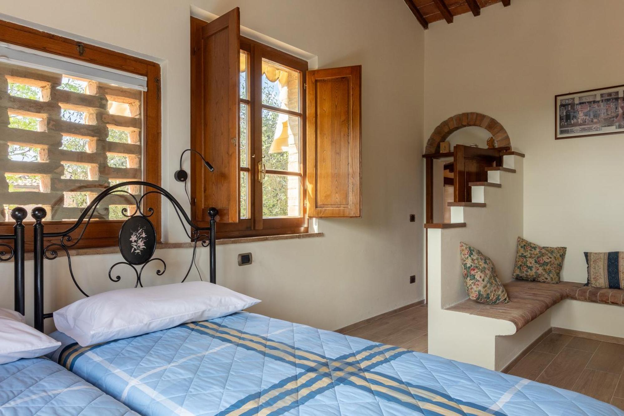 Asso Di Picche Apartment Siena Bagian luar foto